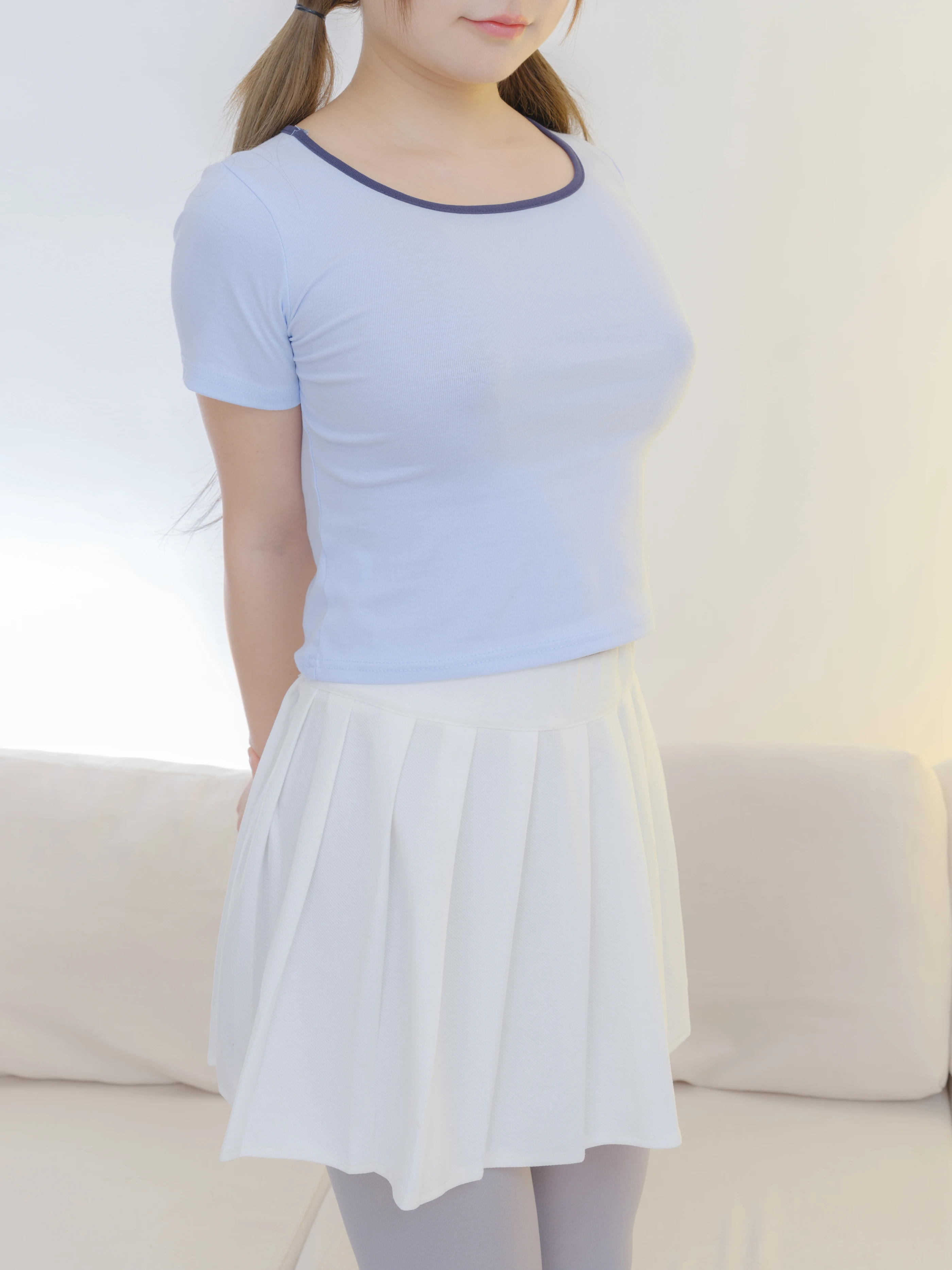森萝财团 Sia 试拍-01E4K [148P 1V]插图4